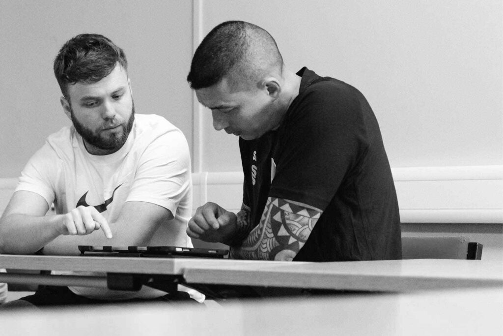 Mental health support – learner talking with mentor – CASE learner support