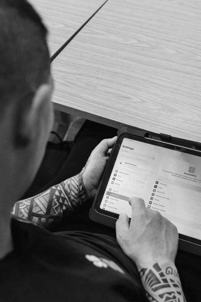 Assistive technology &ndash; learners engaging with assistive technology &ndash; CASE learner support