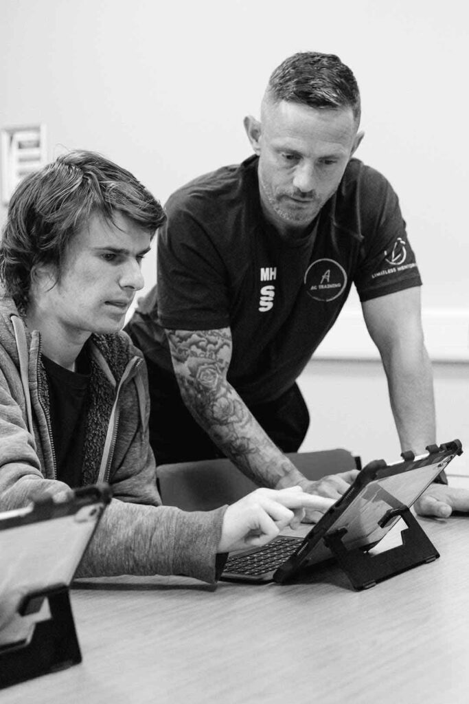 Assistive technology &ndash; coach in conversation with a learner &ndash; CASE learner support