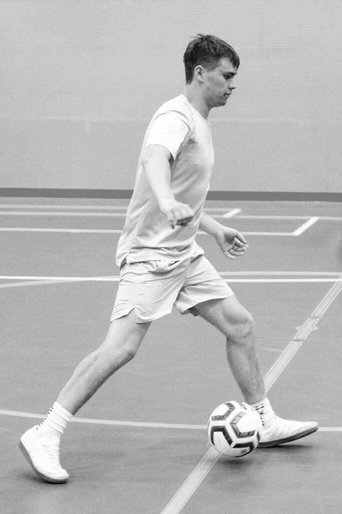 Assistive technology &ndash; learner training with football indoors &ndash; CASE learner support